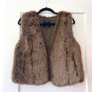 MADEWELL Faux Fur Vest - Size Medium